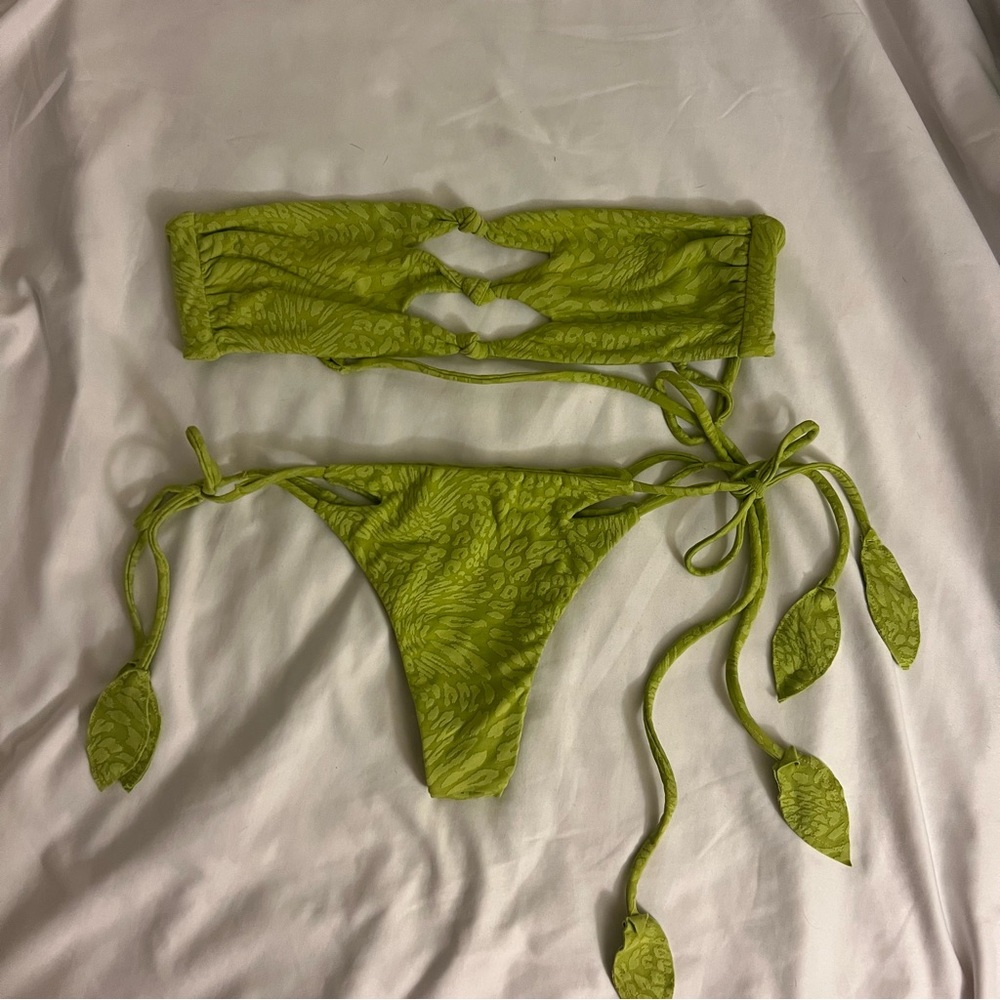 Benoa swim set